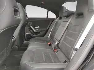 Mercedes-Benz CLA 200 AMG Line