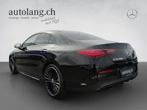 Mercedes-Benz CLA 200 AMG Line