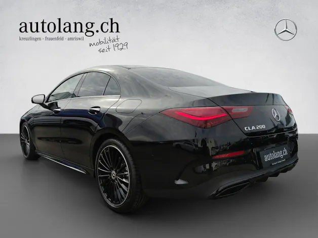 Mercedes-Benz CLA 200 AMG Line