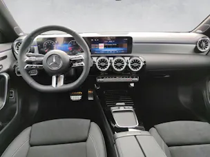 Mercedes-Benz CLA 200 AMG Line