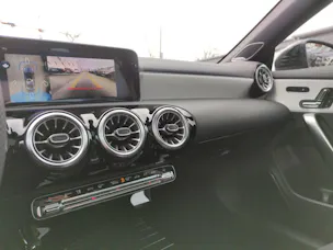 Mercedes-Benz CLA 200 AMG Line