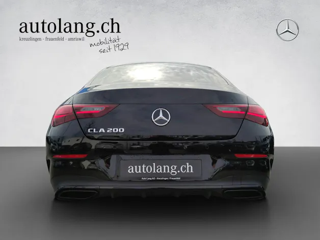 Mercedes-Benz CLA 200 AMG Line