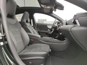 Mercedes-Benz CLA 200 AMG Line