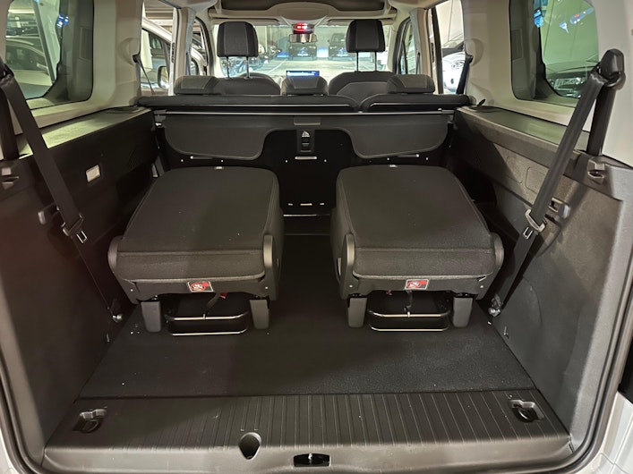 Vehicle image OPEL COMBO