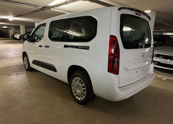 Vehicle image 2 Vehicle image 2