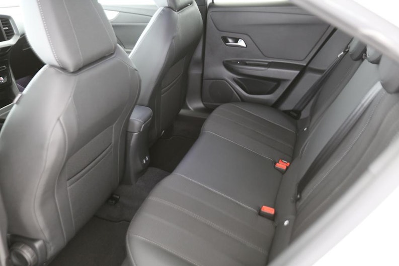 Vehicle image OPEL MOKKA