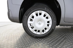 Vehicle image OPEL XL 1.5 D S/S