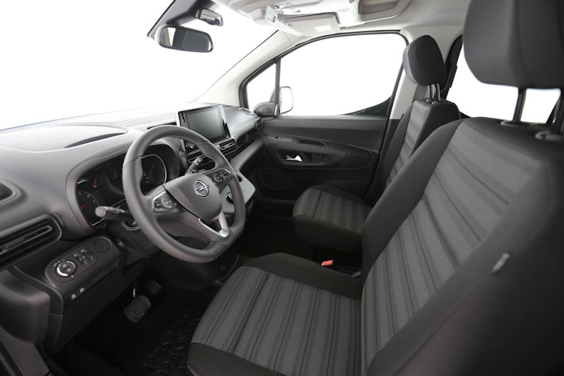 Vehicle image OPEL COMBO