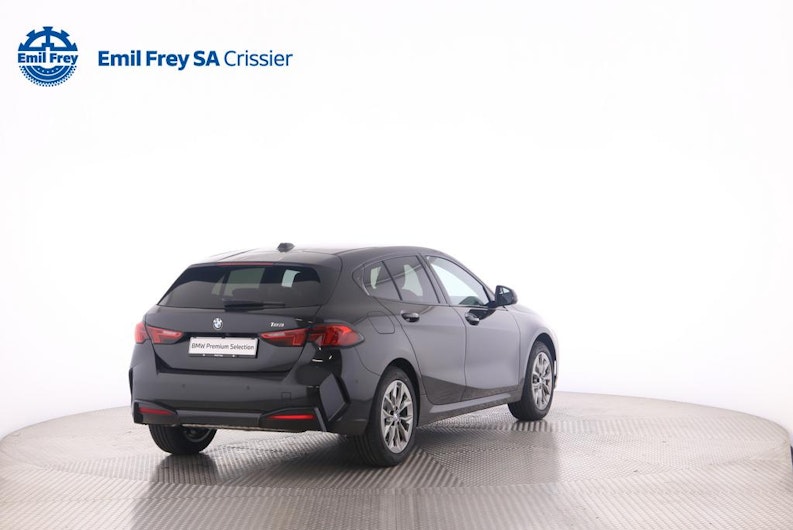 Vehicle image BMW 1 SERIES