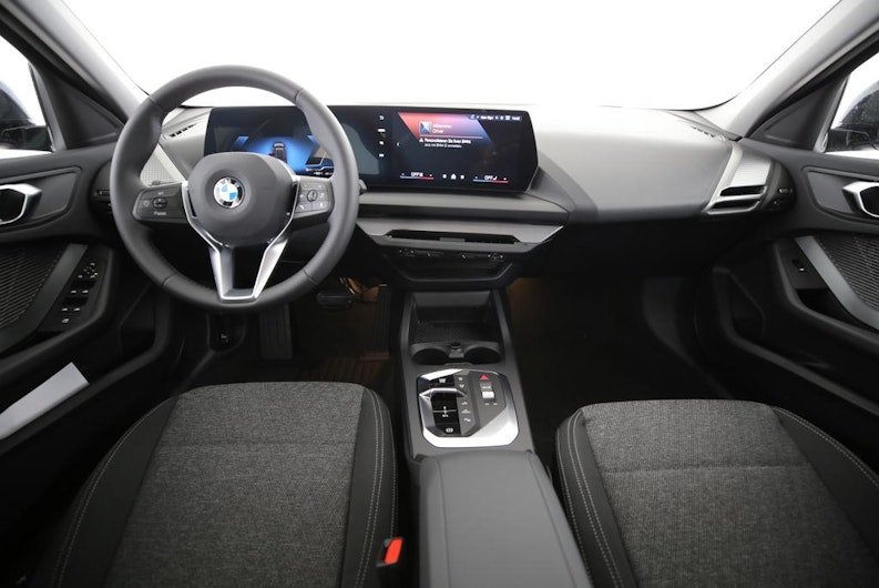 Vehicle image BMW 1 SERIES