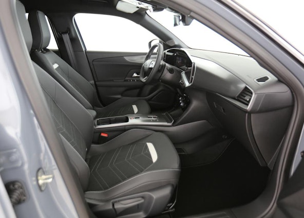 Vehicle image 9 Vehicle image 9