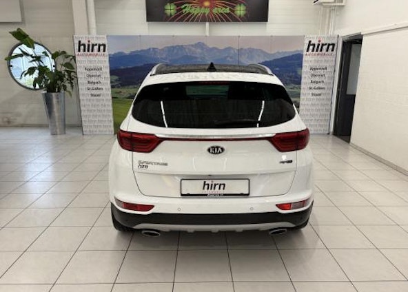 Vehicle image 3 Vehicle image 3