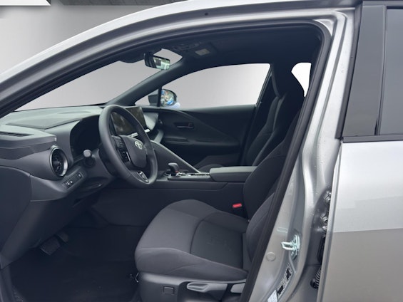 Vehicle image 8 Vehicle image 8