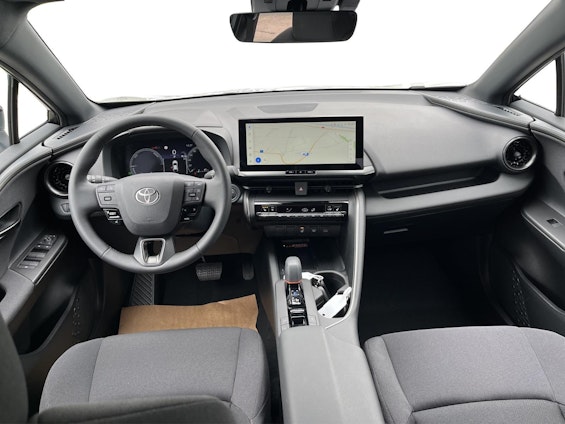 Vehicle image 16 Vehicle image 16