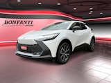 First vehicle image