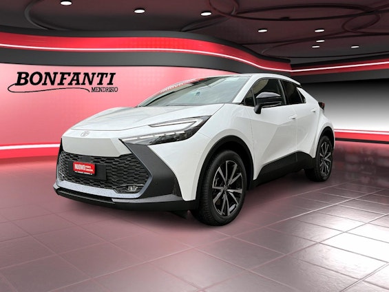 First vehicle image
