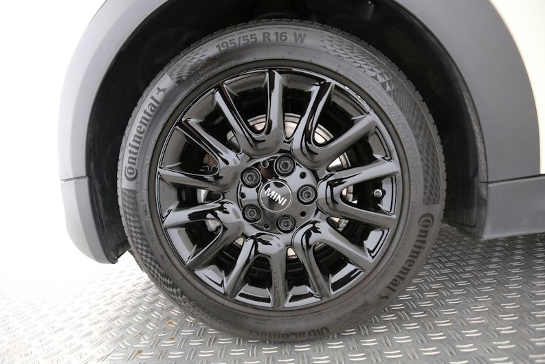 Vehicle image MINI MINI