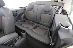 Vehicle image MINI Cabrio F57 1.5i Cooper