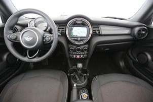 Vehicle image MINI Cabrio F57 1.5i Cooper