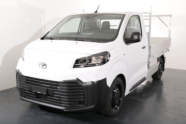 First vehicle image