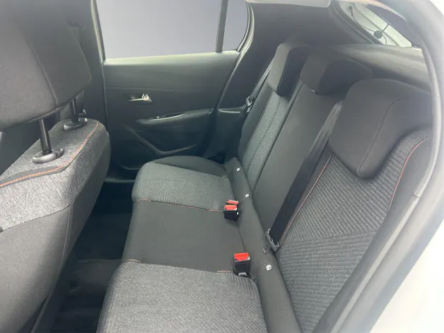 Peugeot 208 1.2 Hybrid Style