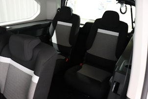 Vehicle image CITROEN Berlingo XL 1.5 BlueHDi 130 Shine