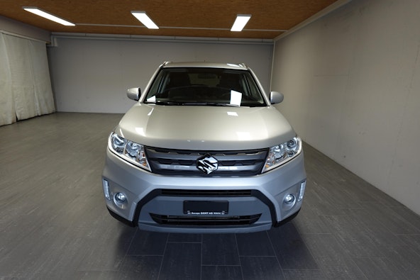 First vehicle image