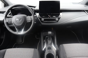 Vehicle image TOYOTA Corolla Touring Sports 2.0 HSD Trend