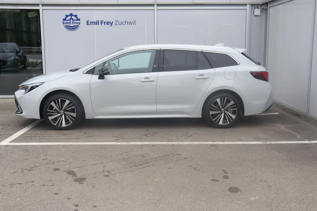 Toyota Corolla Touring Sports 2.0 HSD Trend