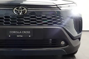 Toyota Corolla Cross 2.0 HSD Trend AWD-i