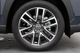 Toyota Corolla Cross 2.0 HSD Trend AWD-i