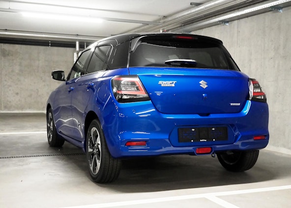 Vehicle image 12 Vehicle image 12