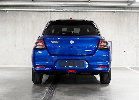 Vehicle image 15 Vehicle image 15