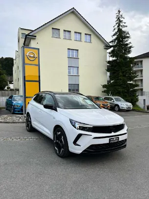 Opel Grandland 1.6 T PHEV GSE