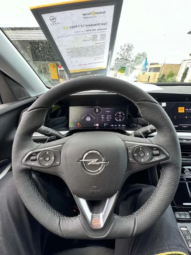 Opel Grandland 1.6 T PHEV GSE