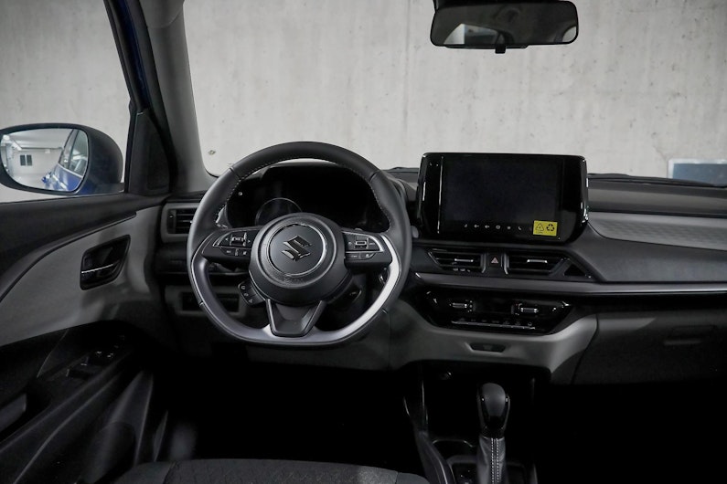 Vehicle image SUZUKI SWIFT