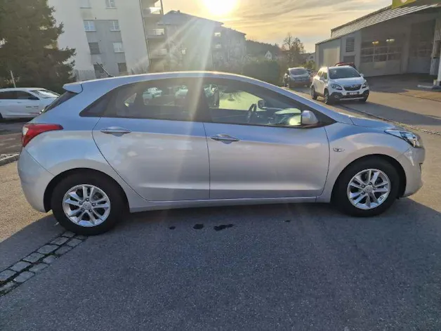 Hyundai i30 1.6 CRDi Origo