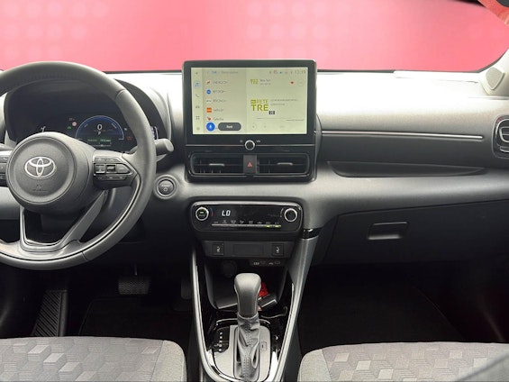 Vehicle image 12