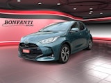First vehicle image
