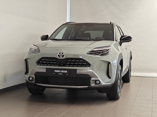 TOYOTA Yaris Cross 1.5 VVT-i HSD Premium AWD-i 0 TOYOTA Yaris Cross 1.5 VVT-i HSD Premium AWD-i 0