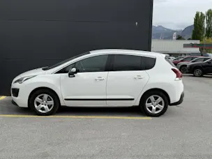 Peugeot 3008 HYbrid4 2.0 HDI Low