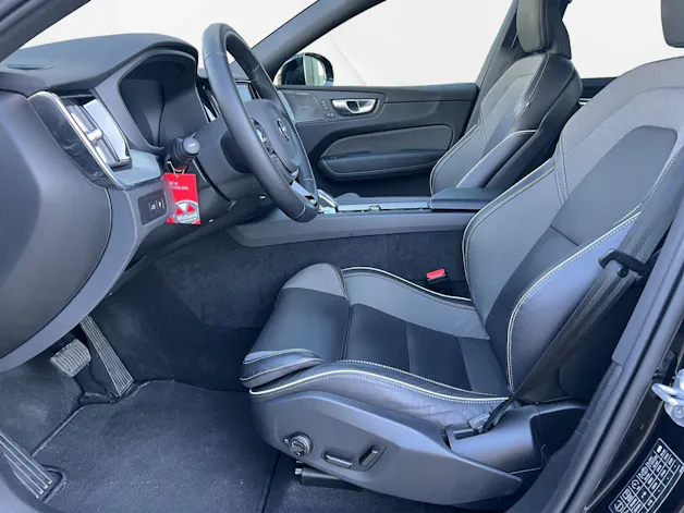 Volvo XC60 2.0 T6 TE Plus Dark eAWD
