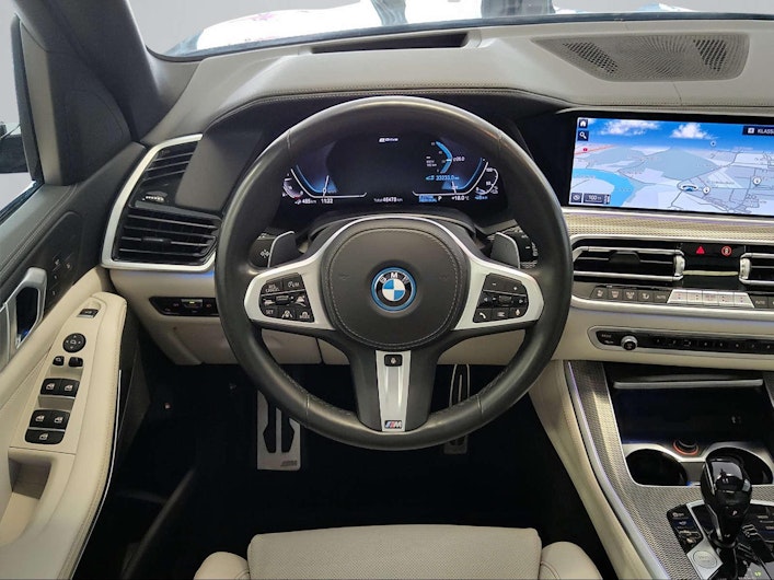 Vehicle image BMW X5
