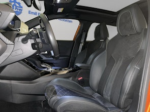 Vehicle image PEUGEOT 2008 1.2 PureTech 155 GT