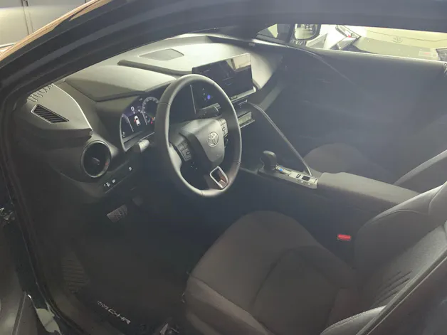 Toyota C-HR 2.0 PHEV Swiss Edition