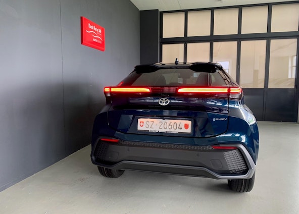 Vehicle image 12 Vehicle image 12