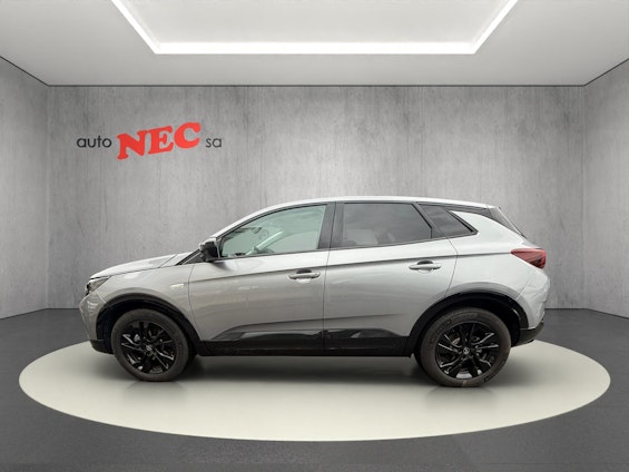 Vehicle image 3 Vehicle image 3