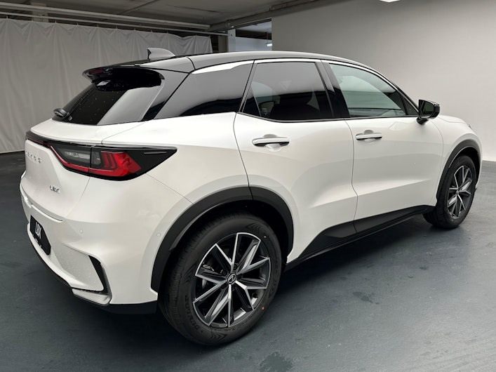 Vehicle image LEXUS LBX