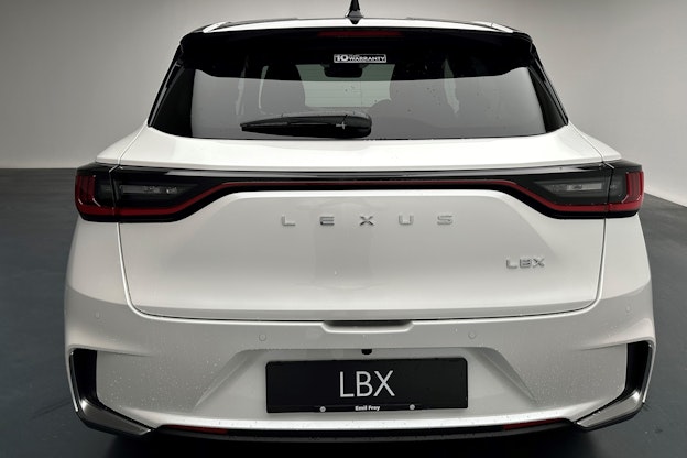 Vehicle image 3 Vehicle image 3