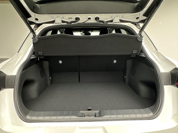 Vehicle image LEXUS LBX